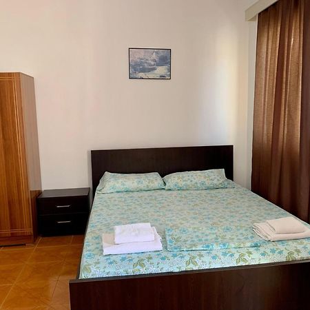 Vaso Apts Sarandë Exteriér fotografie