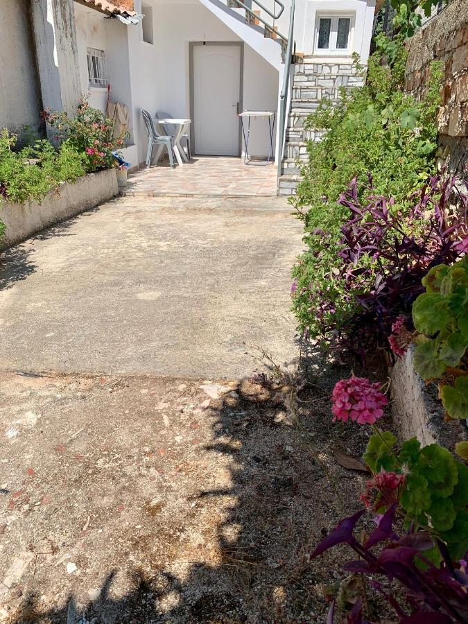 Vaso Apts Sarandë Exteriér fotografie